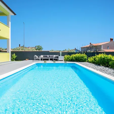 Casa Mare Near Pula,istria Villa Galižana