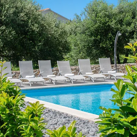 Casa Mare Near Pula,istria Villa *